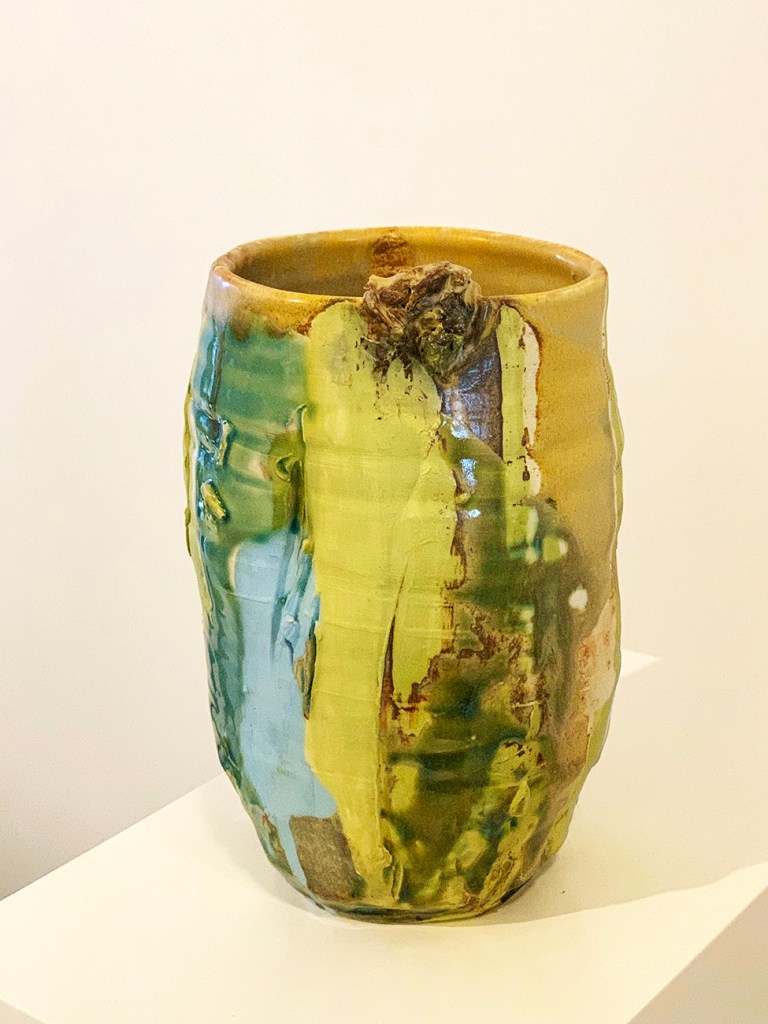 Tall wide pottery vase (23W)