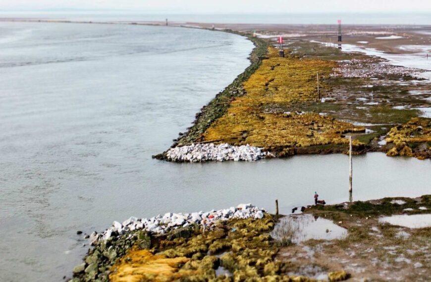 An aerial view of a large body of water.