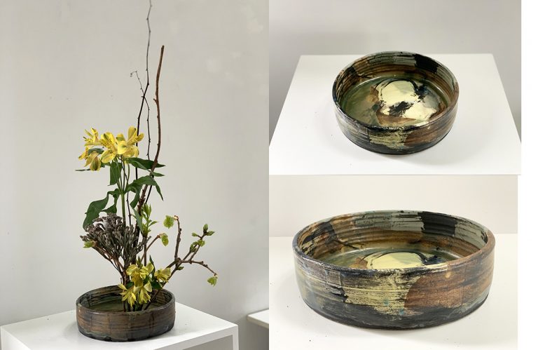 Round floral container (4B)