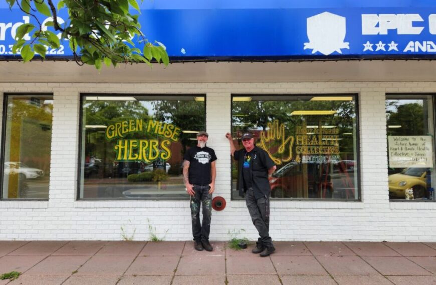 Reno sneak peek #3: Dobell Sign Co.