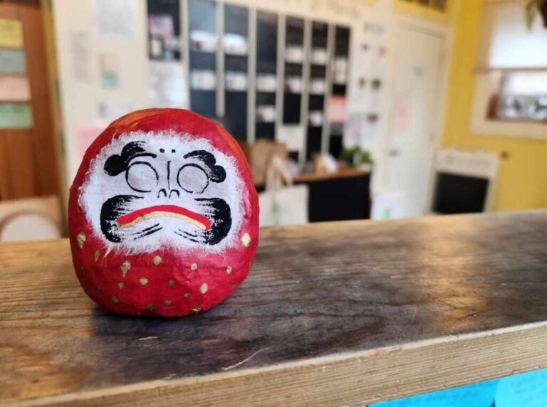 H&H and Print Hole Collab: on friendship, community connection & goal setting talismans H&H and Print Hole Collab: on friendship, community connection & goal setting talismans